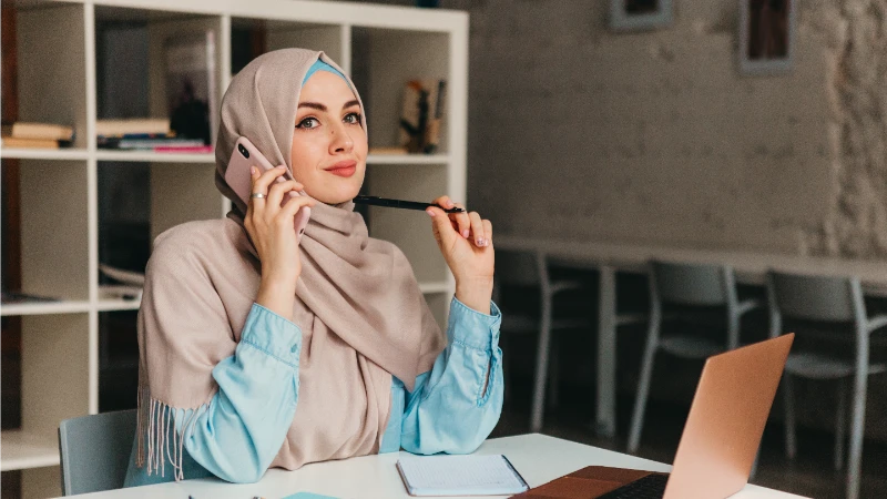 Brand Owner Nggak Harus Kerja Sendiri! Saatnya Kembangkan Bisnis Bersama Partner Maklon yang Tepat